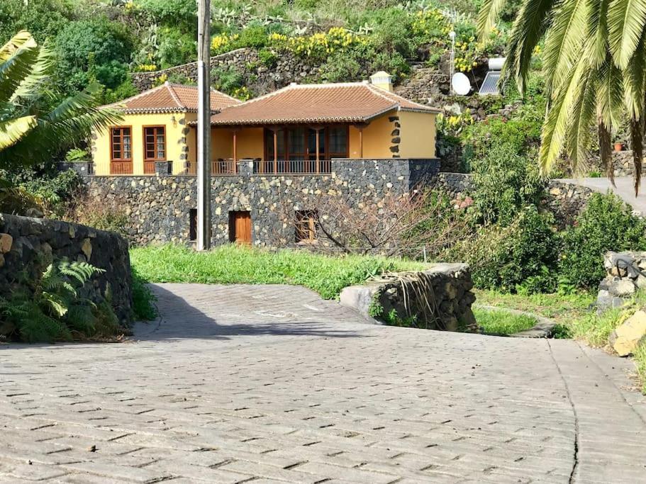 Villa Rustic House La Montana *